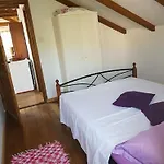 With Parking Space Rukavac, - 23763 * Vis